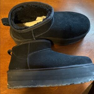 UGG Black platform mini Boots
